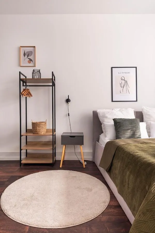 Central Apartment In Heart Of Berlino 0*,