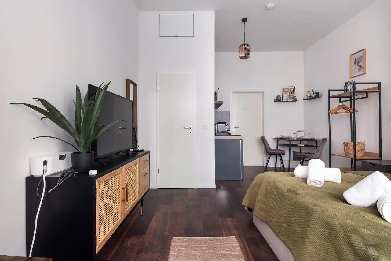 Central Apartment In Heart Of Berlino